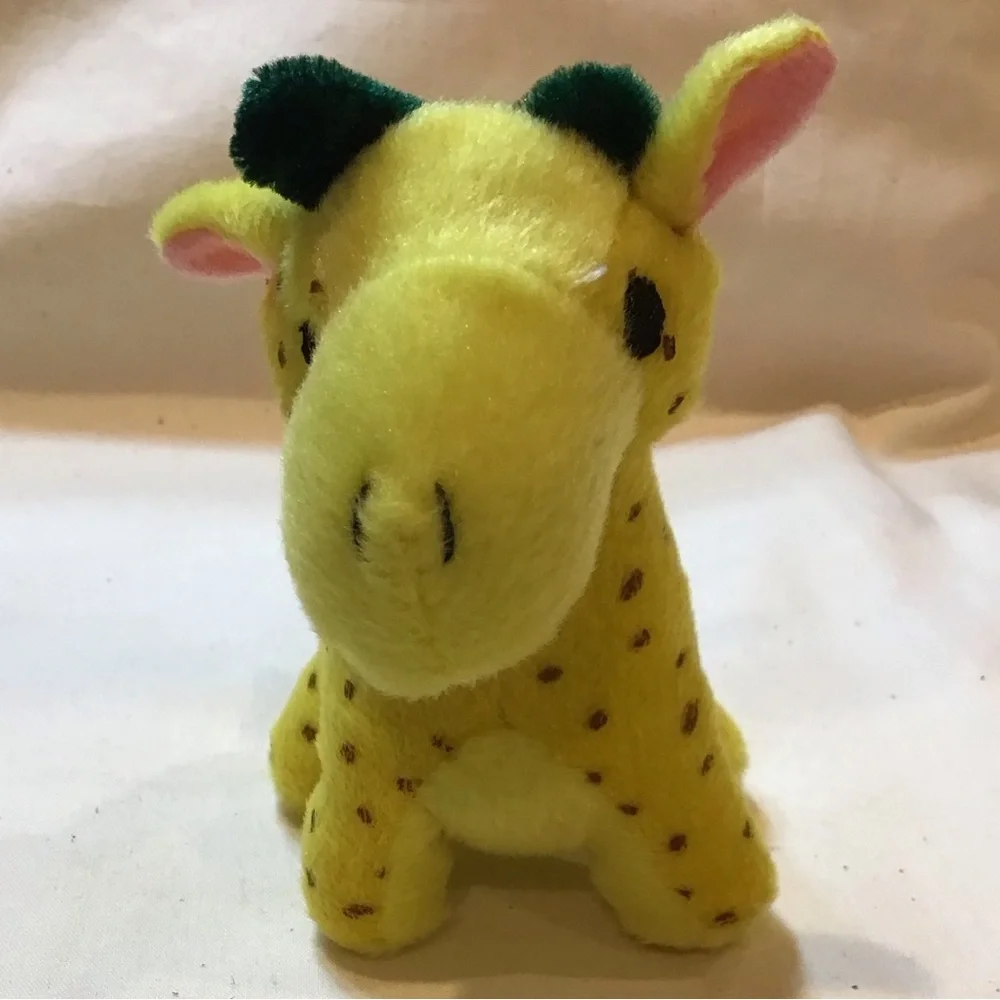 Squeaker Pet Toys, Plush Giraffe and Squirrel